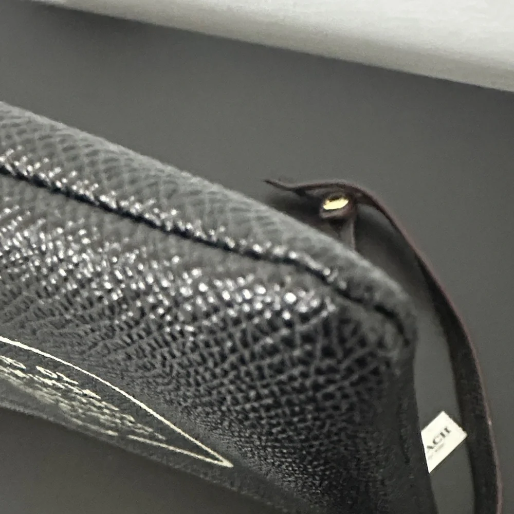 Coach NWT Black Textured Large Wristlet. Black w Maroon Tubing & Gold Hardware. - Picture 7 of 9